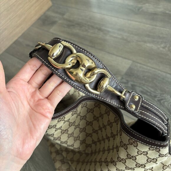 Gucci GG Canvas Wave Large Hobo Bag - Picture 4 of 13